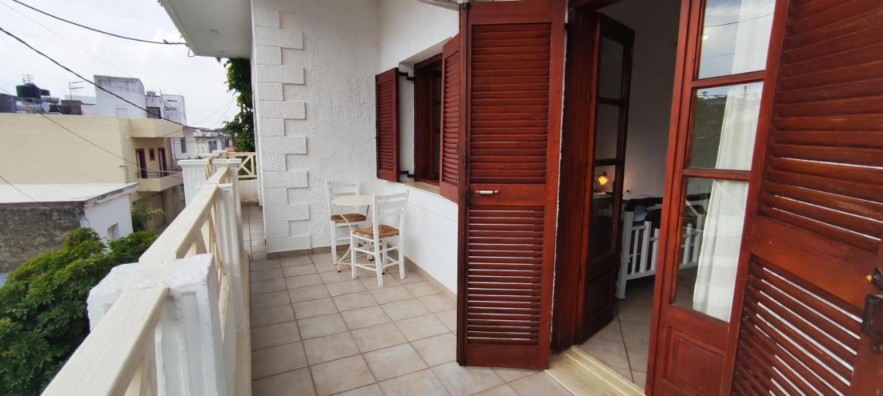 Keramos Hotel Zaros Ngoại thất bức ảnh